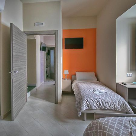 La Madonnina Hotel Никозия Екстериор снимка