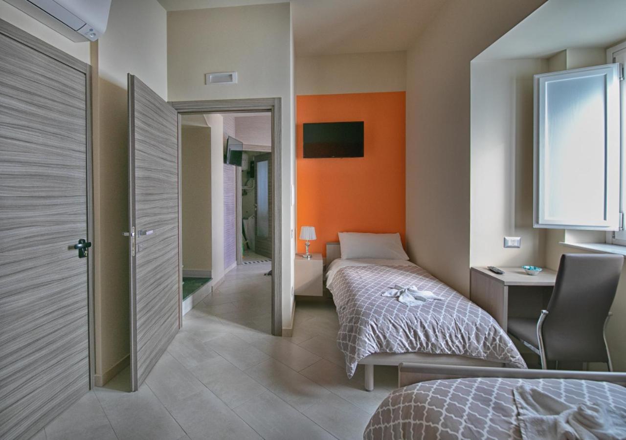La Madonnina Hotel Никозия Екстериор снимка